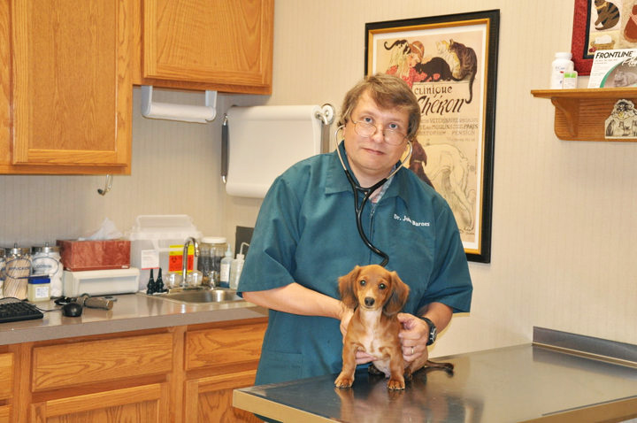 JohnBarnes Dr John Barnes, Wayne Heights Animal Hospital, Waynesboro PA